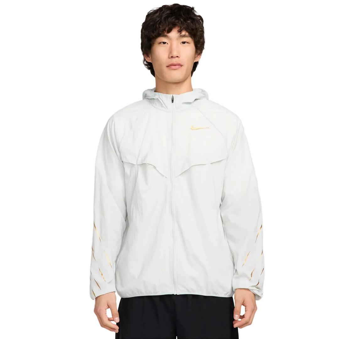 Nike x Jakob Water-Repellent Running Jacket - White/Gold