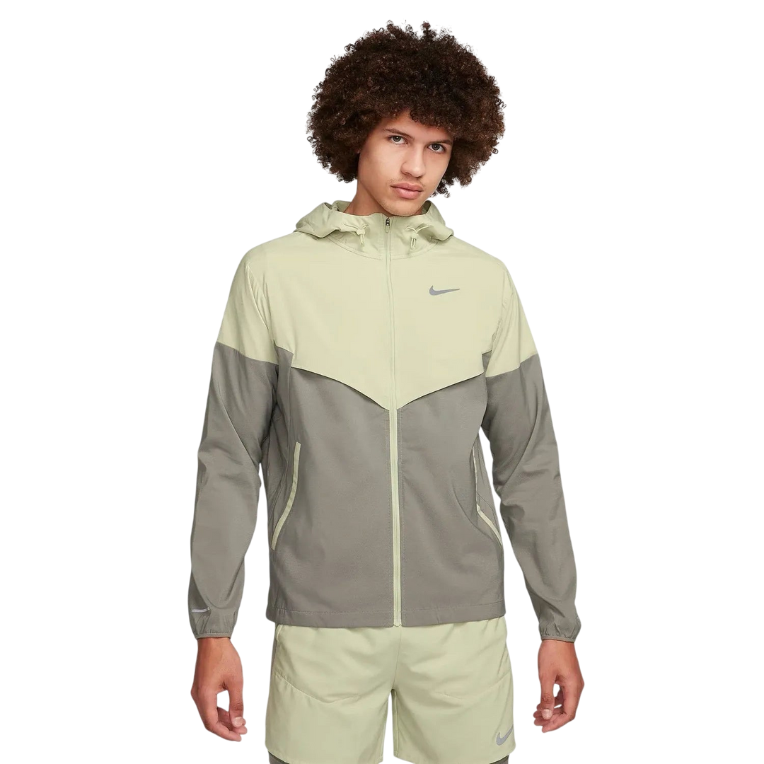 Nike Impossibly Light Windrunner Running Jacket - Olive